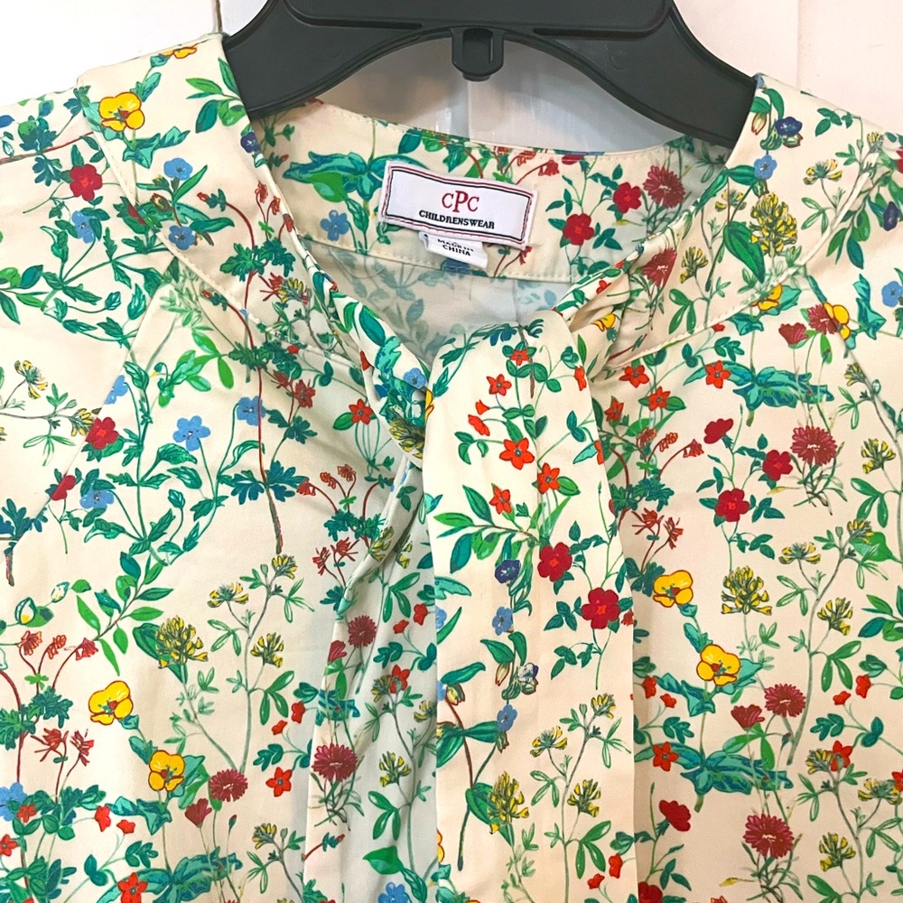 CLASSIC PREP DESIGNER GIRL’S SHIRT,  SIZE 12